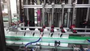 Macchina riempitrice di detersivo a 4 teste