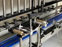 Riempitrice per liquidi con pompa a ingranaggi