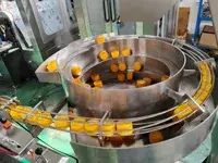 Tappatrice automatica a scatto