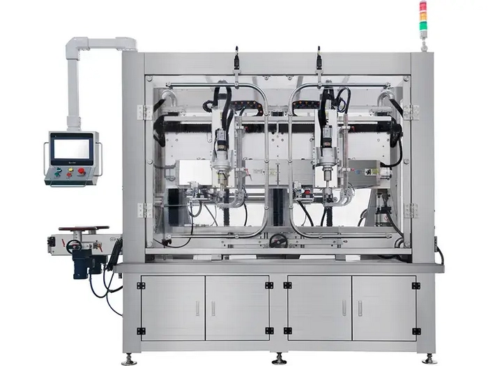 Tappatrice automatica con sistema di inseguimento